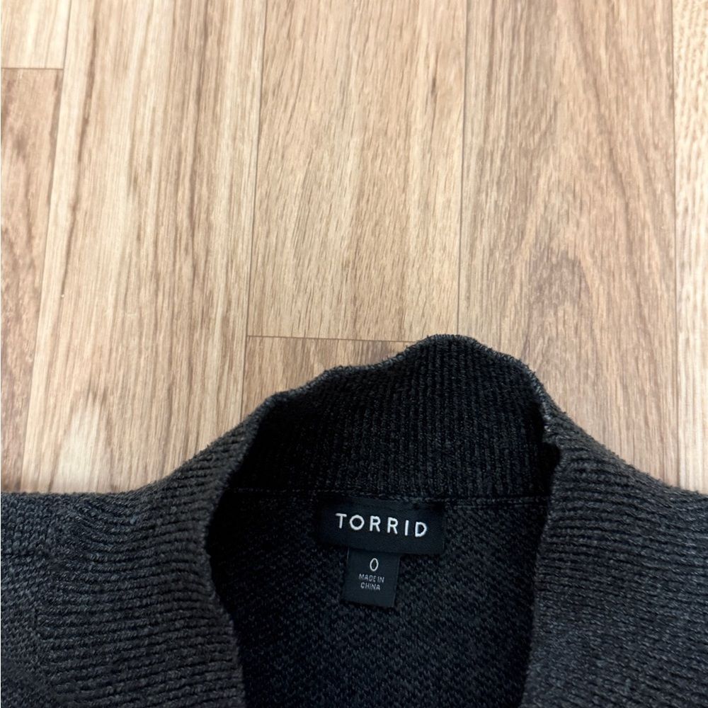 Torrid Womens Grey Mock Neck Drop Shoulder Oversized Knit Sweater Size Large - Picture 2 of 3